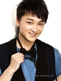 邱爽（背背佳代言）