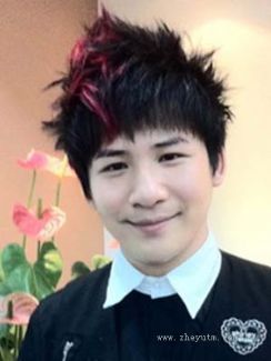 大张伟（隆应鞋业运动休闲鞋）