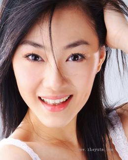 赵颖（增致牛仔裤平面）