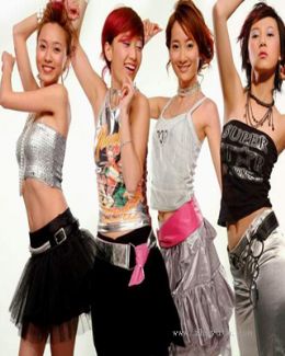 美眉组合（m&m&rsquo;s牛奶巧克力代言）